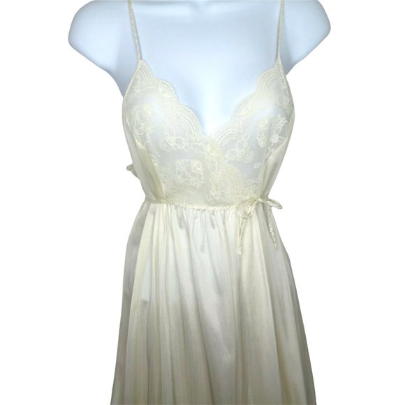 Vintage 70s Full Length Sweeping Nylon Slip Nightgown S White Lace Slit Leg Tie - Picture 4 of 12